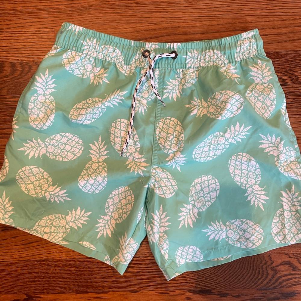 NWOT Snapper Rock Boys Swim Trunks